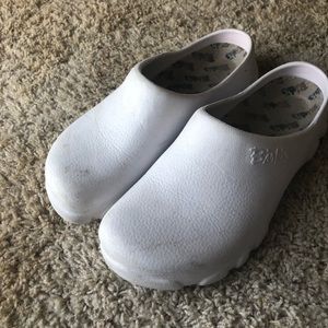 Birkenstock White Clogs - image 1